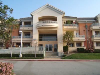 Villa Pacific Apartments